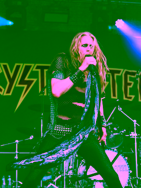 Mehr zu Crystal Steel